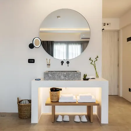 Neapolis 21 Suites By Premium Key * Skiathos-stad