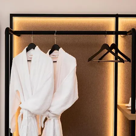 Neapolis 21 Suites, Premium Key Collection *